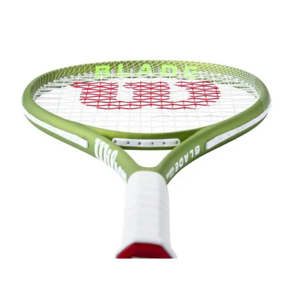 Ракетка б/т Wilson Blade Feel Team 103 за 10&nbsp;779.70 ₽ в Чебоксарах